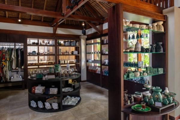 Banyan Tree Gallery 